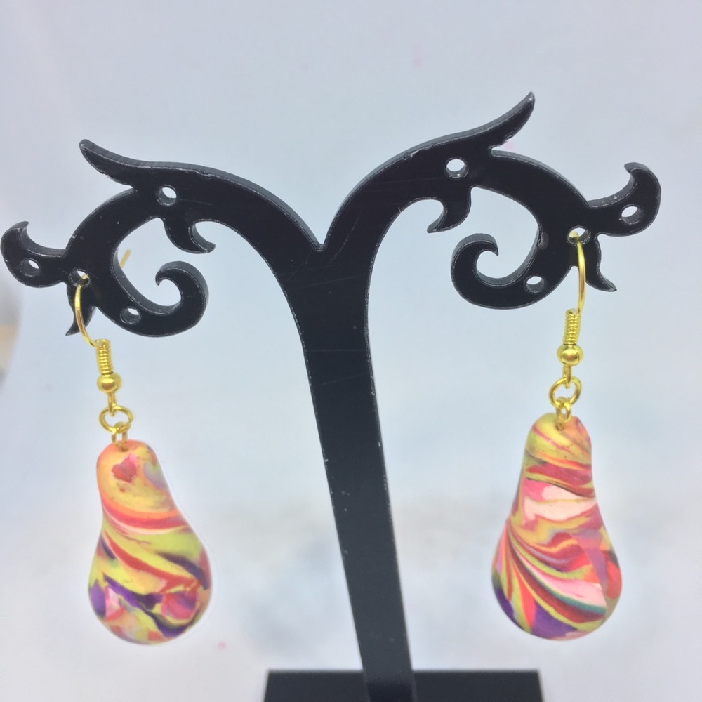 Handmade Polymer Clay Bracelet and Polymer Clay Earring set, Jewelry Set - Picture 7 of 8